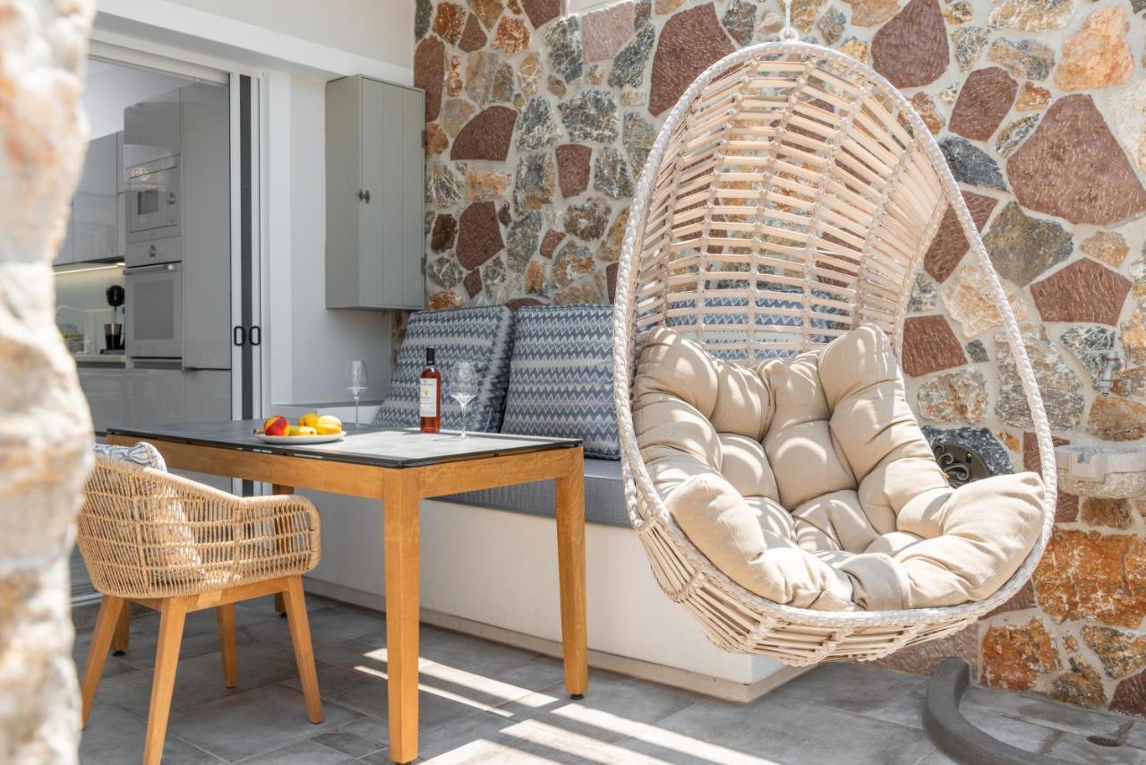 Orama Suites Milos Adamantas  Buitenkant foto