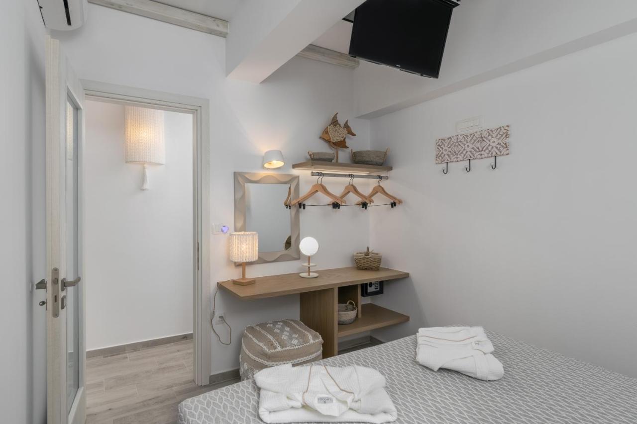 Orama Suites Milos Adamantas  Buitenkant foto