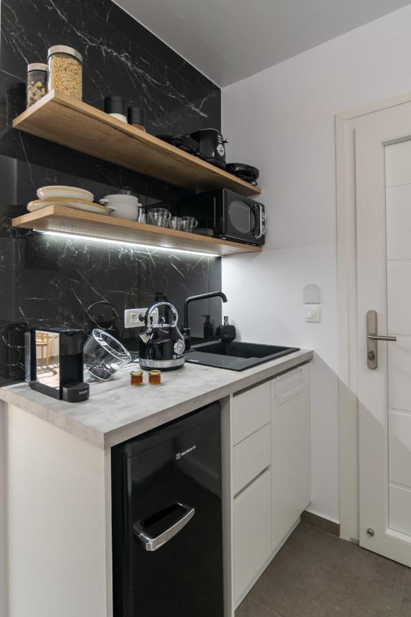 Orama Suites Milos Adamantas  Buitenkant foto