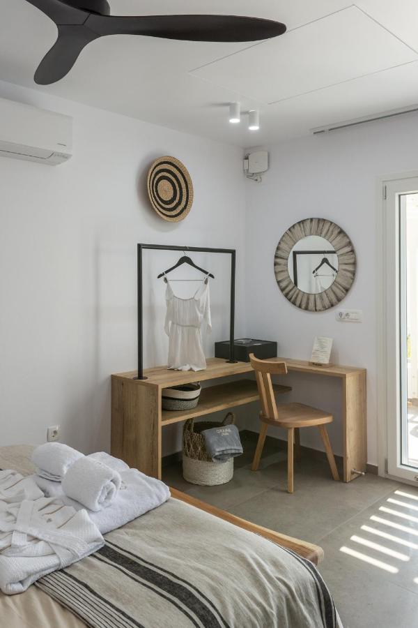 Orama Suites Milos Adamantas  Buitenkant foto