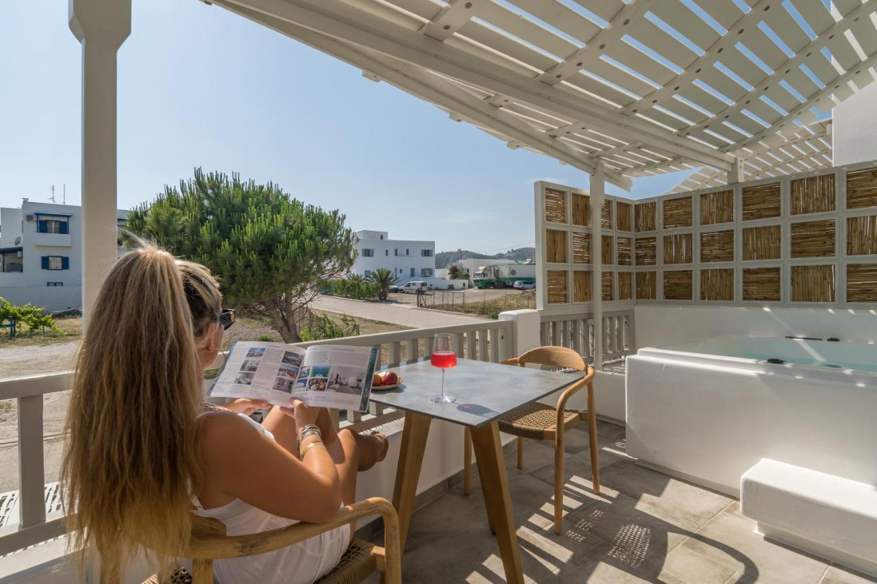 Orama Suites Milos Adamantas  Buitenkant foto